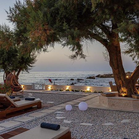 Villa Seashell -Wonderful Newly Renovated Villa On The Beach Galatás 외부 사진