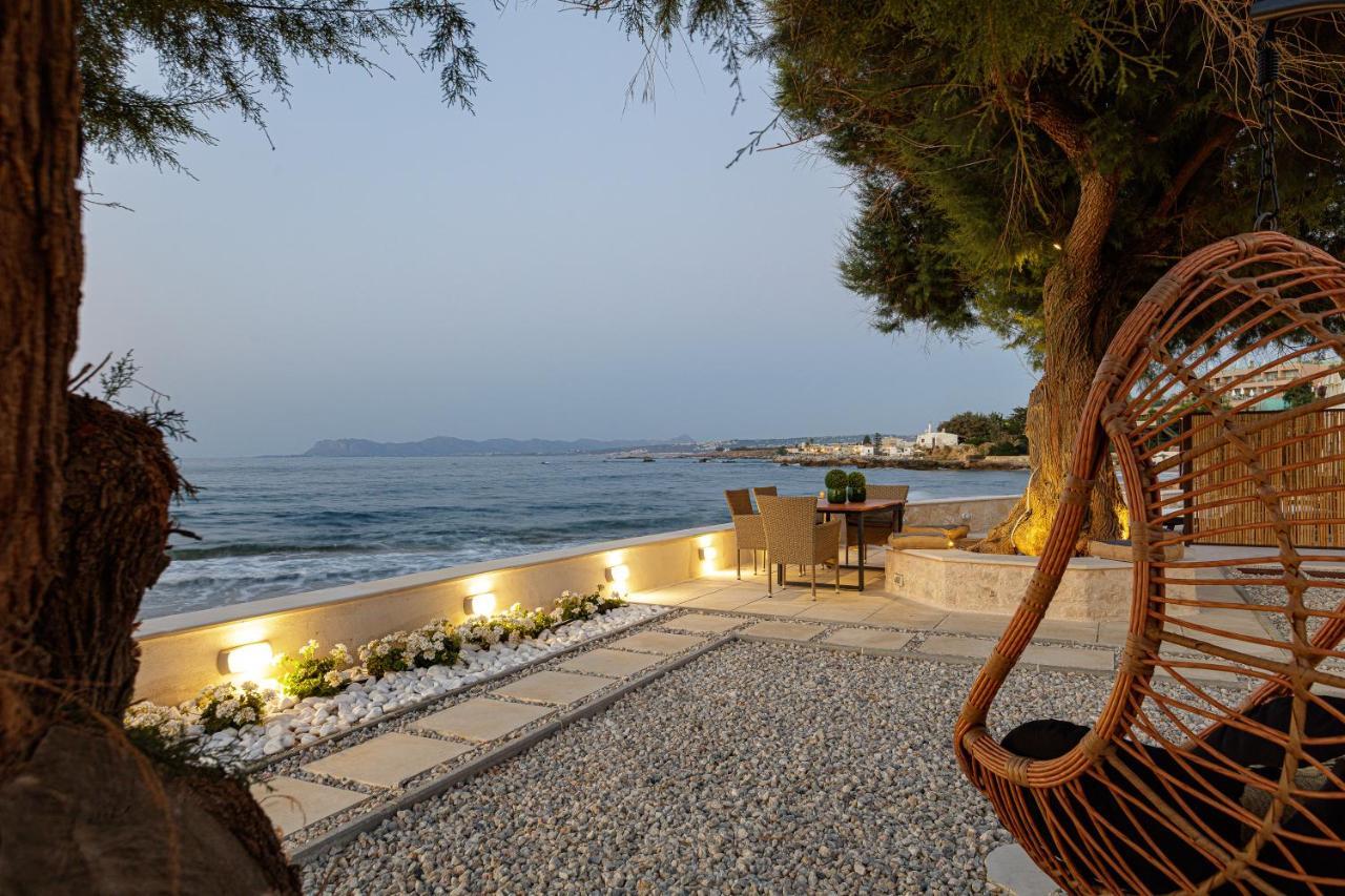 Villa Seashell -Wonderful Newly Renovated Villa On The Beach Galatás 외부 사진