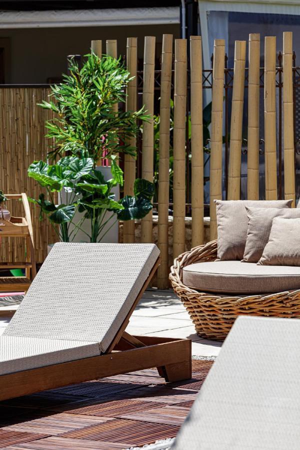 Villa Seashell -Wonderful Newly Renovated Villa On The Beach Galatás 외부 사진